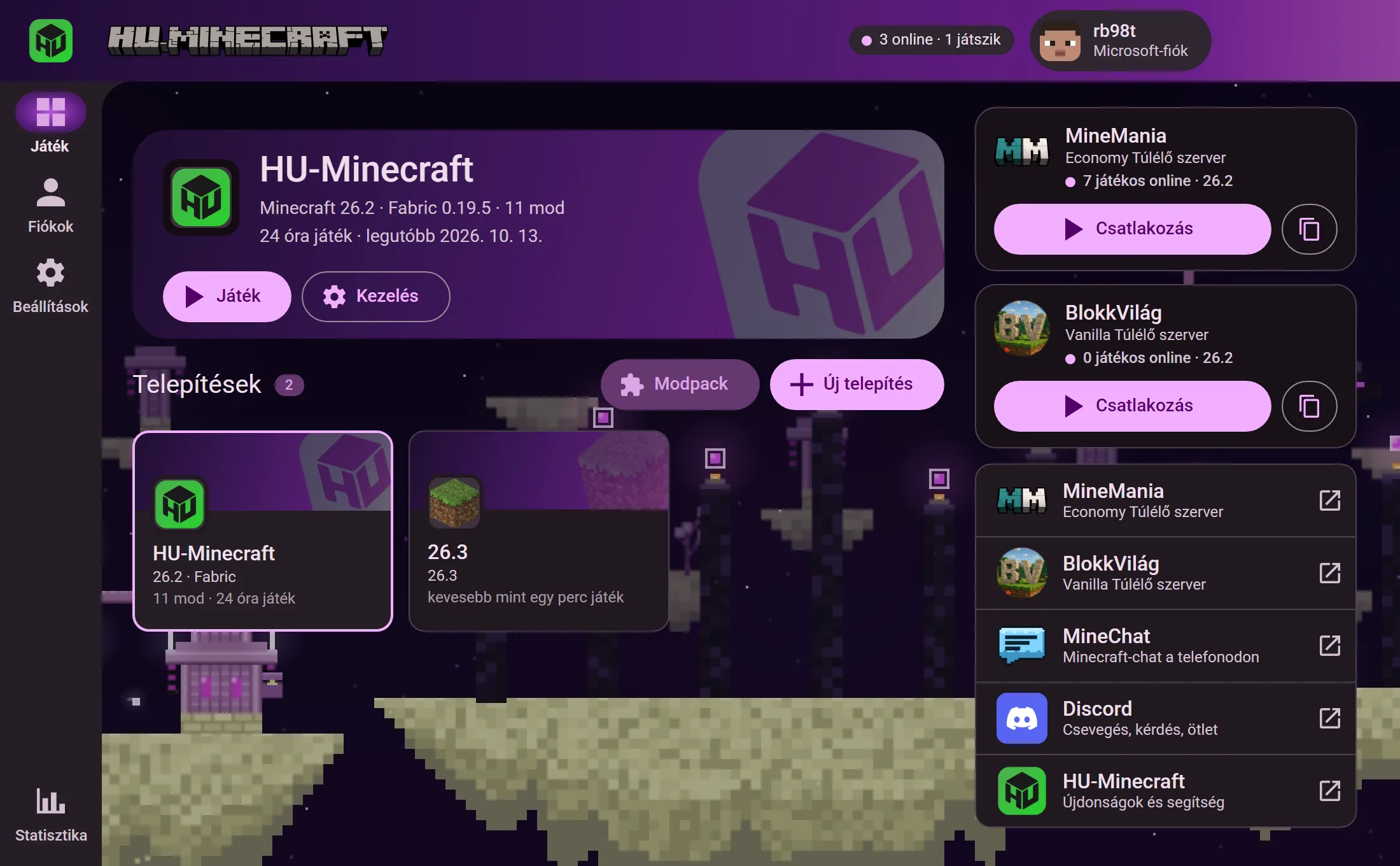 A HU-Minecraft launcher kezdőlapja: fent a legutóbb játszott telepítés, alatta a telepítések kártyái, jobbra a MineMania szerver és a közösség